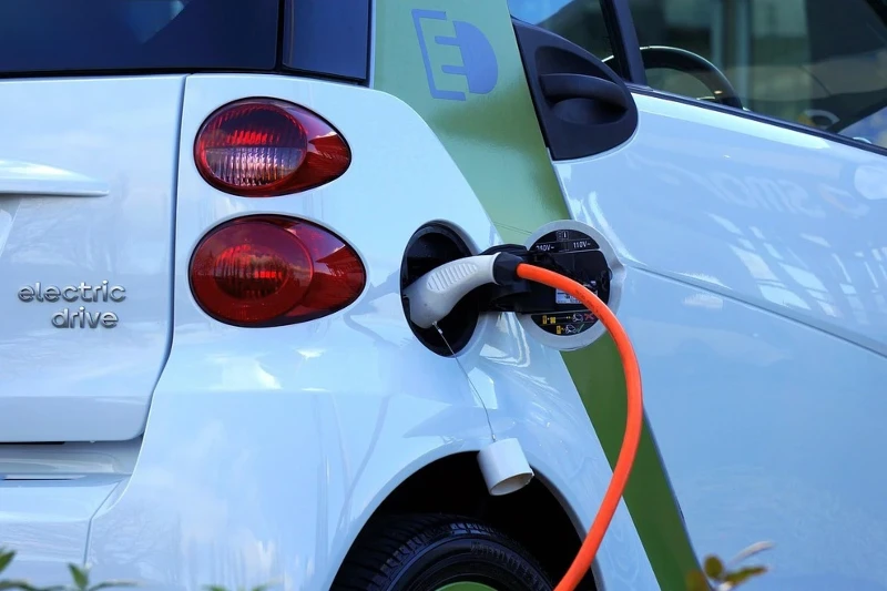 Electric-vehicle-charger.jpg Electric-vehicle-charger.jpg
